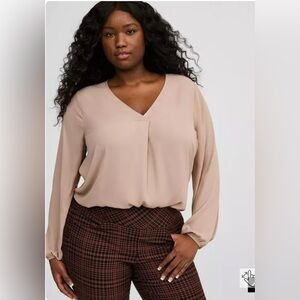 Torrid Georgette Pullover Blouse EUC